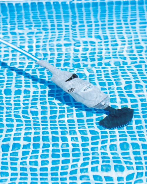 INTEX Rechargeable Hand-Held Pool Vacuum 28620EP, imagen de producto del modelo exacto.